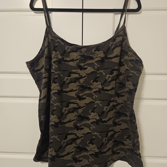 George Camo Tank, Size 3X - Picture 2 of 2